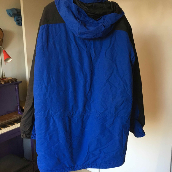 L.L. Bean blue ski parka - Picture 2 of 3
